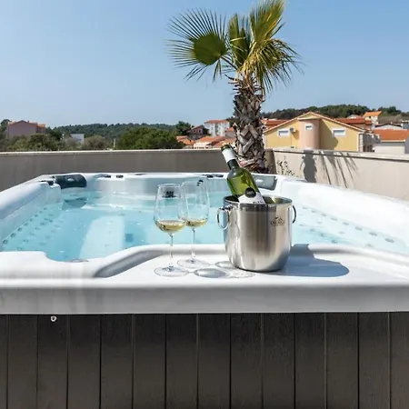 Apartment Penthouse Apartement Majestic *