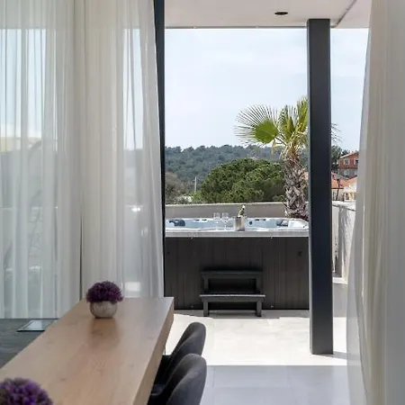 Penthouse Apartement Majestic * Trogir