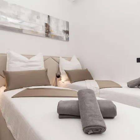 Apartment Penthouse Apartement Majestic *